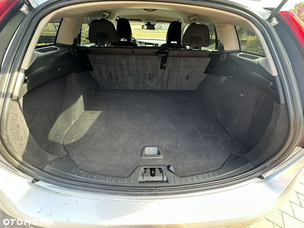 Volvo V60 D2 Drive-E Base - 13