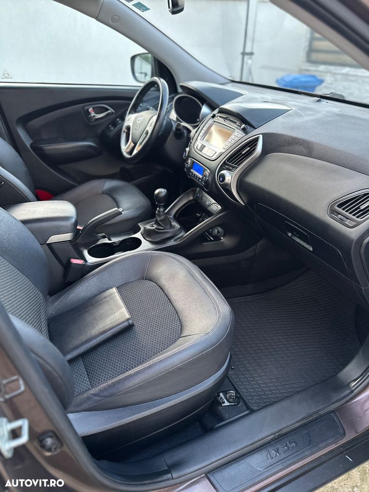Hyundai ix35 2.0 CRDI 4WD Comfort - 6
