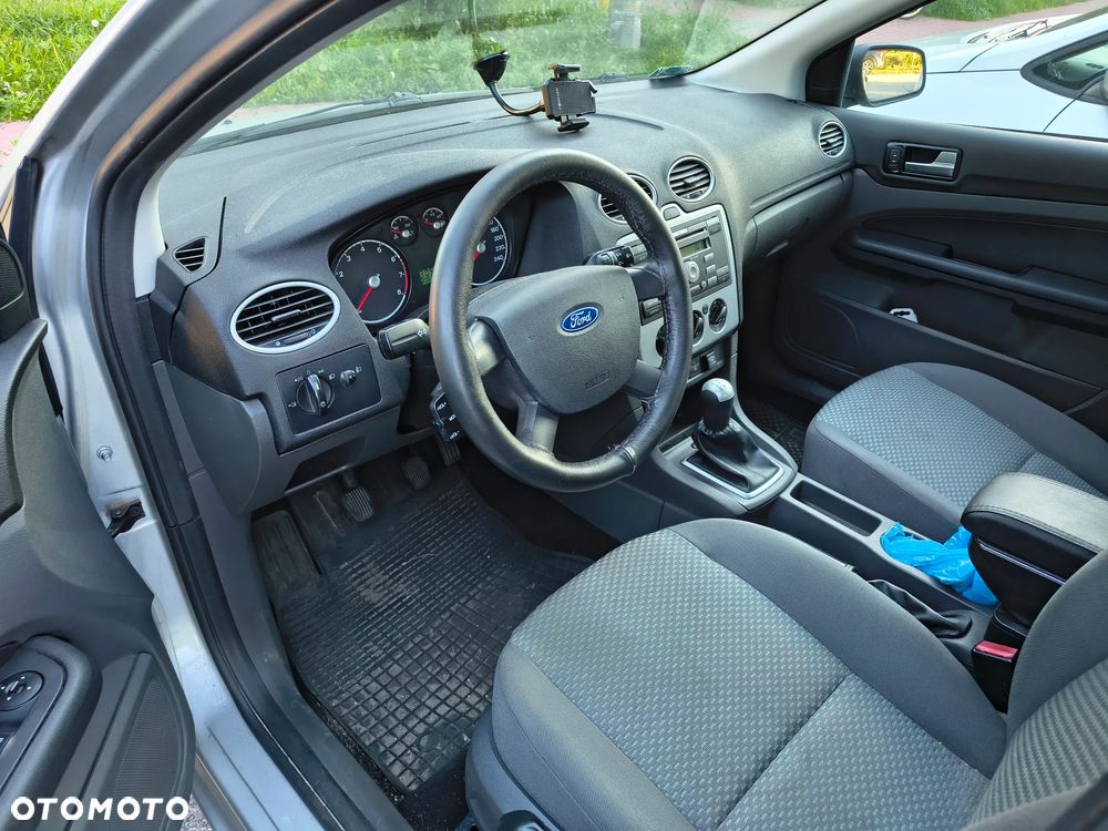 Ford Focus 1.6 Trend - 5