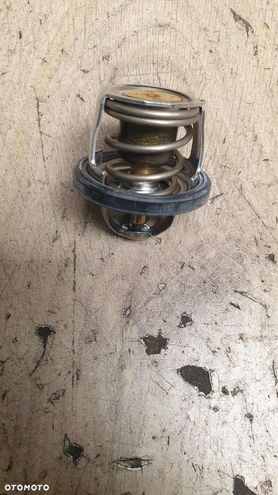 Oryginalny termostat Suzuki VS700 VS7500 VS800 VL800  17670-33410 - 6