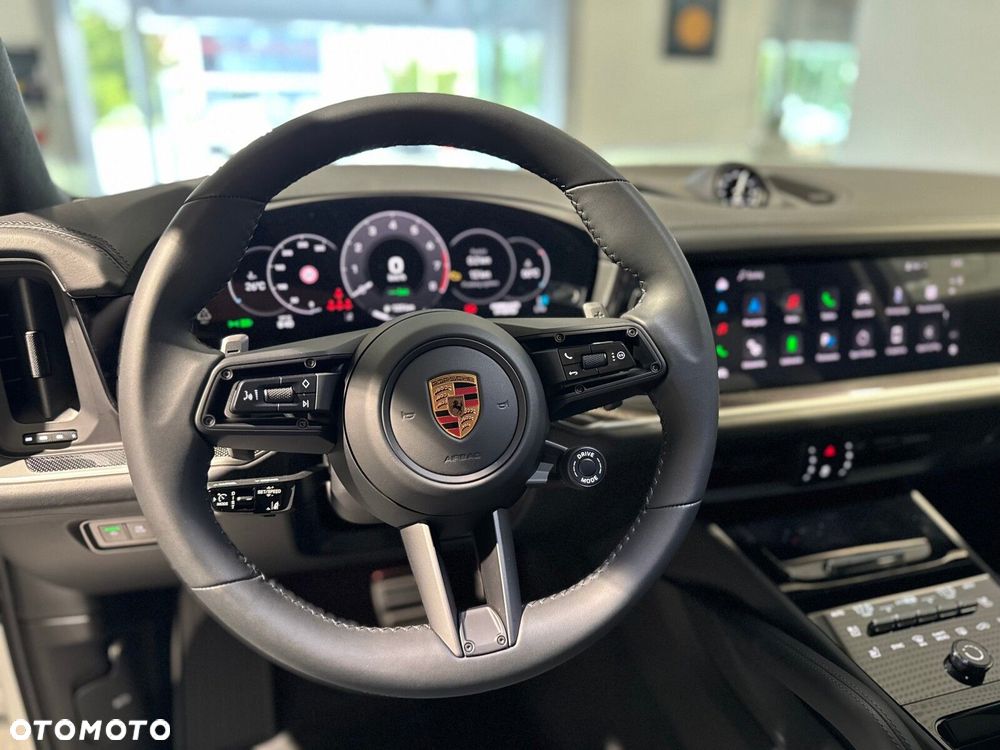 Porsche Cayenne - 18