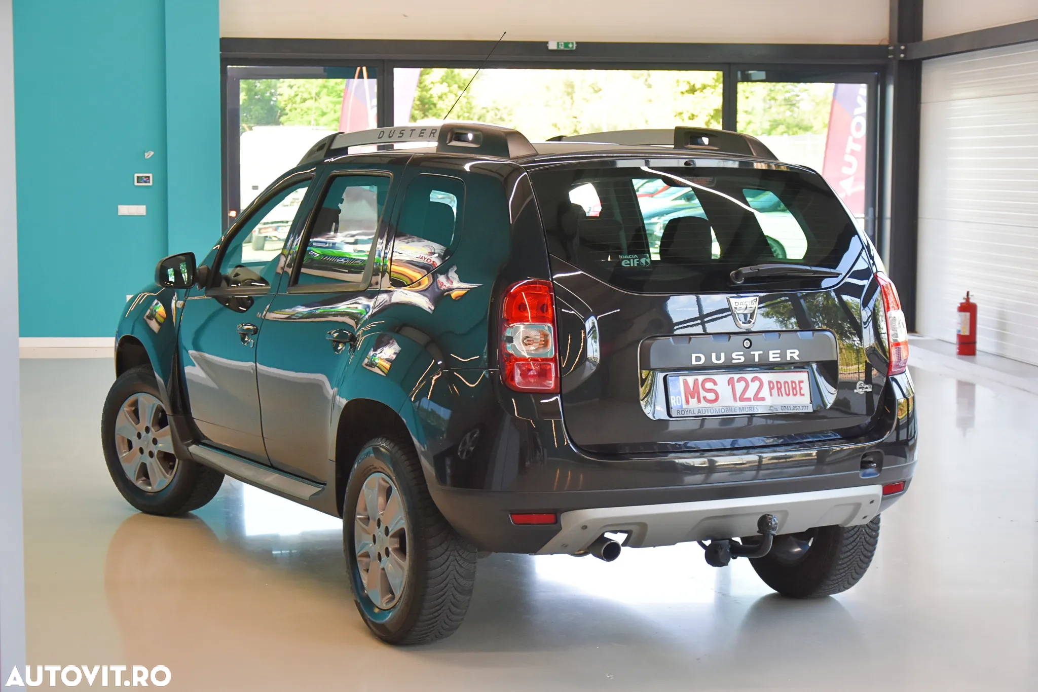 Dacia Duster 1.6 4x2 Laureate - 4