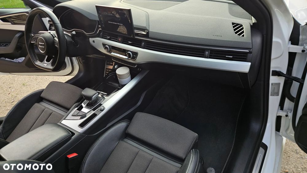 Audi A4 Limousine 35 TFSI mHEV S Line S tronic - 19