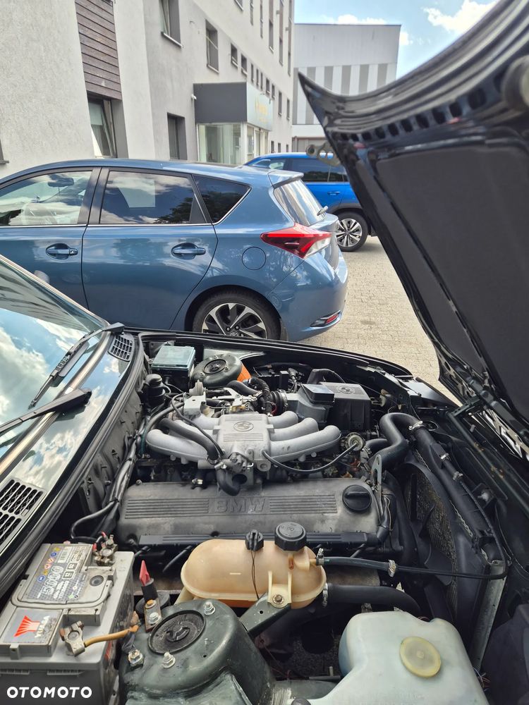 BMW Seria 3 320i - 17
