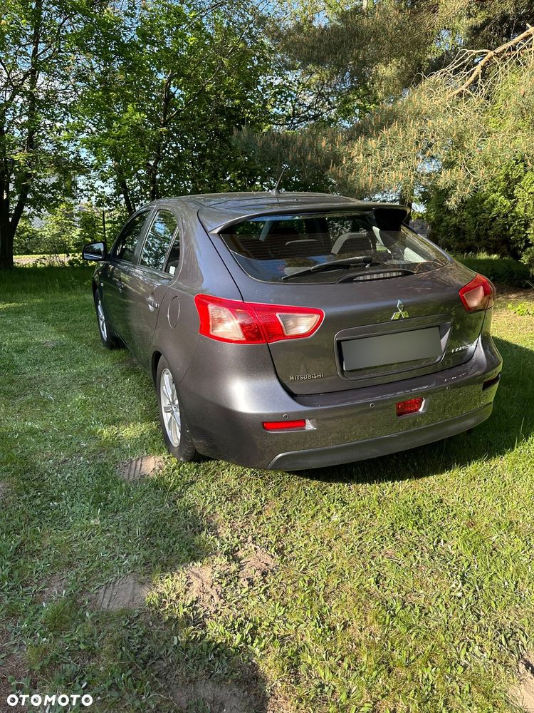 Mitsubishi Lancer 1.6 Invite - 13