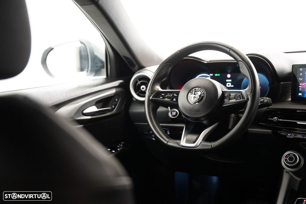 Alfa Romeo Tonale 1.5 Hybrid Sprint - 10