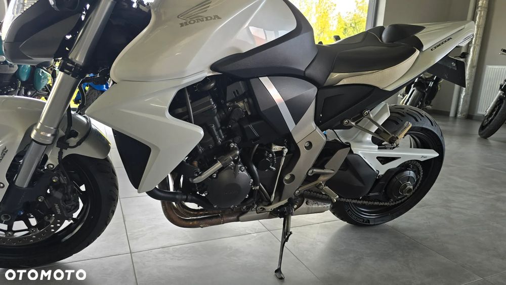 Honda CB - 4