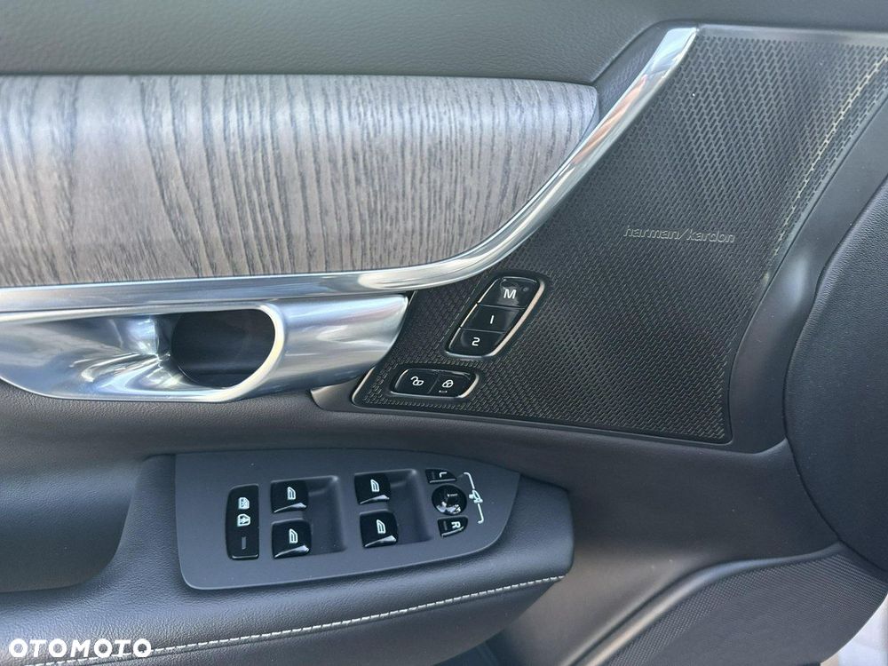 Volvo V90 Cross Country B5 D AWD Pro - 13