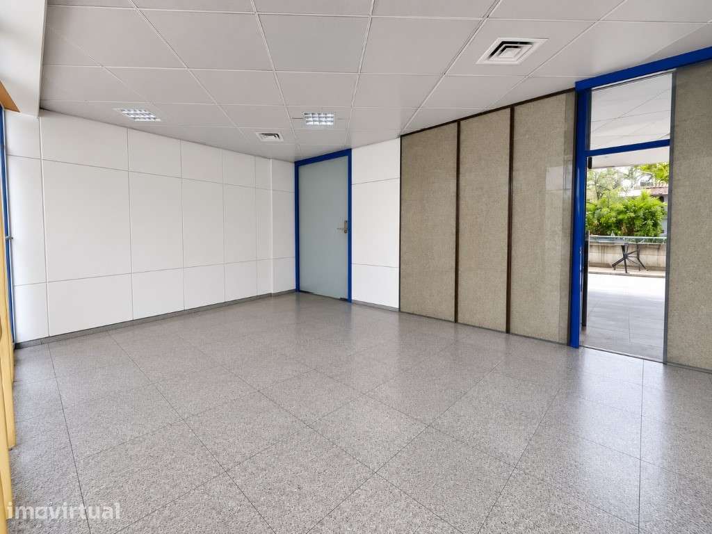 Espaço Comercial Versátil com Excelente Localização - Grande imagem: 5/8