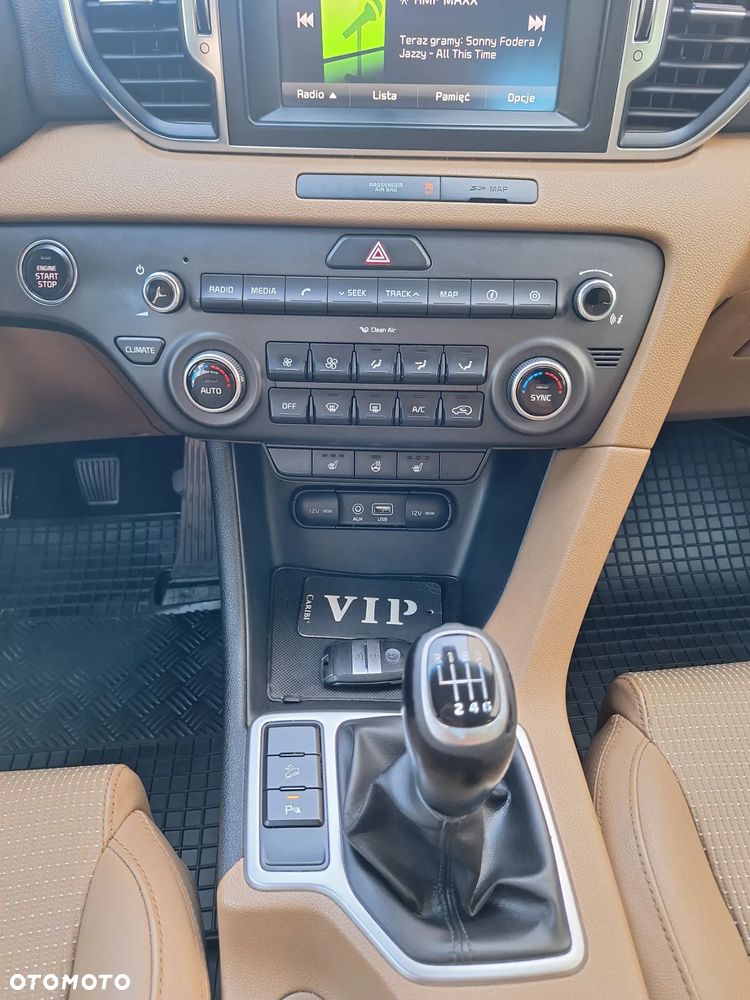 Kia Sportage 1.6 GDI Business Line 2WD - 17