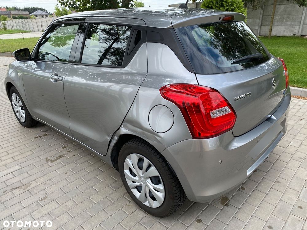 Suzuki Swift 1.2 Dualjet SHVS Premium Plus - 5