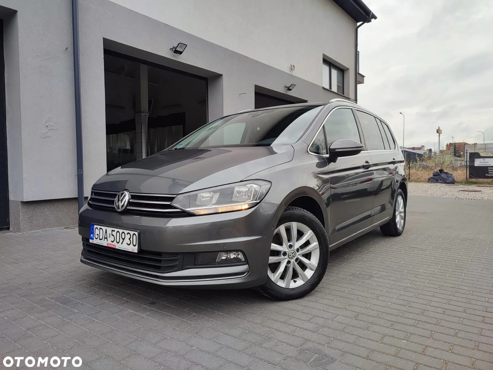 Volkswagen Touran 1.6 TDI SCR (BlueMotion Technology) DSG Comfortline - 3