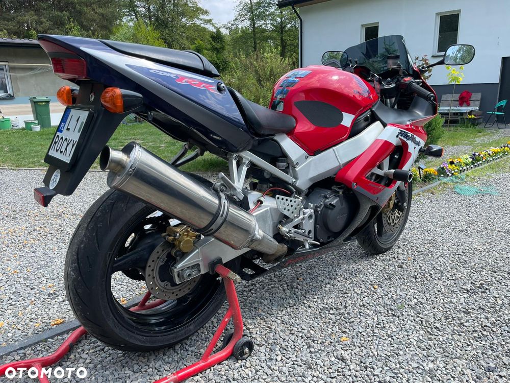 Honda CBR - 6