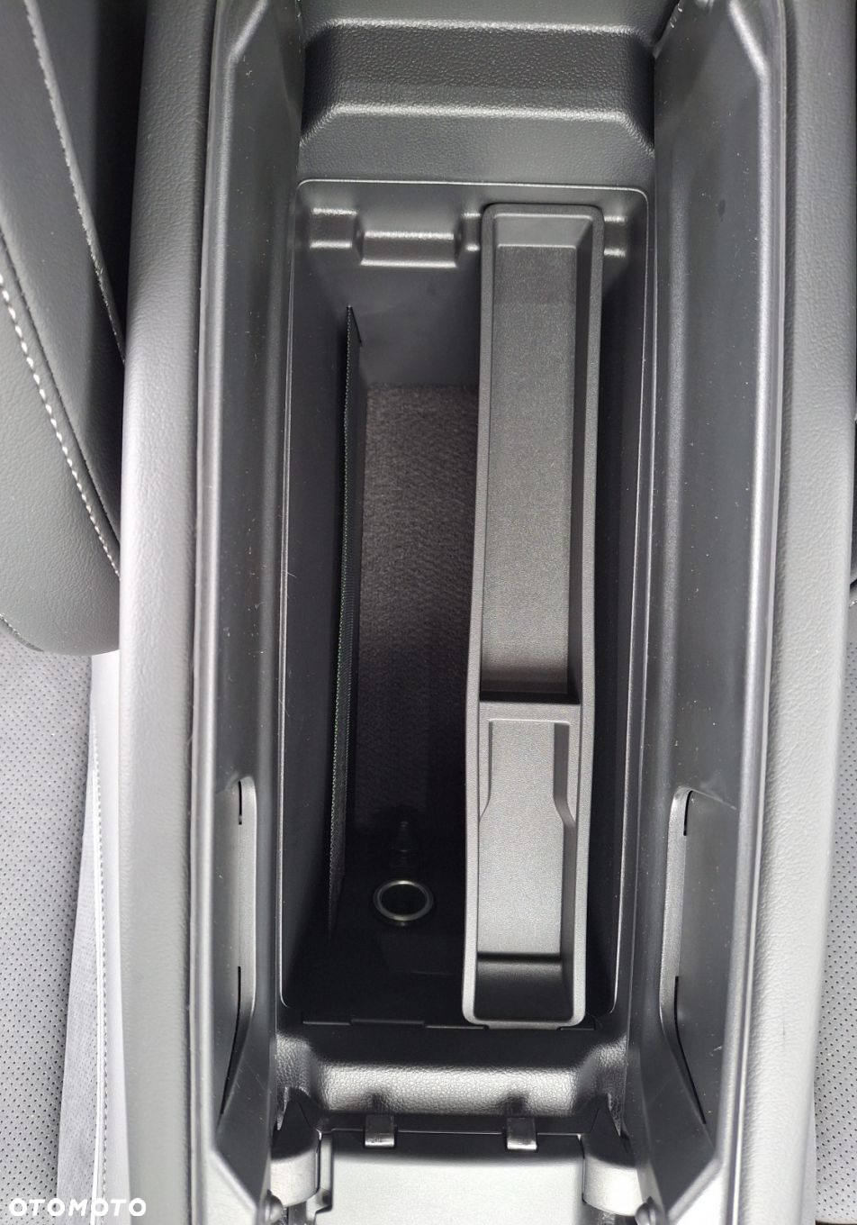 Volkswagen Passat - 22