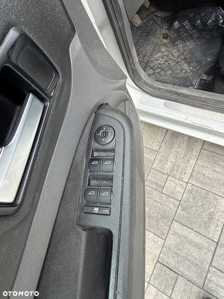 Ford Focus - 7