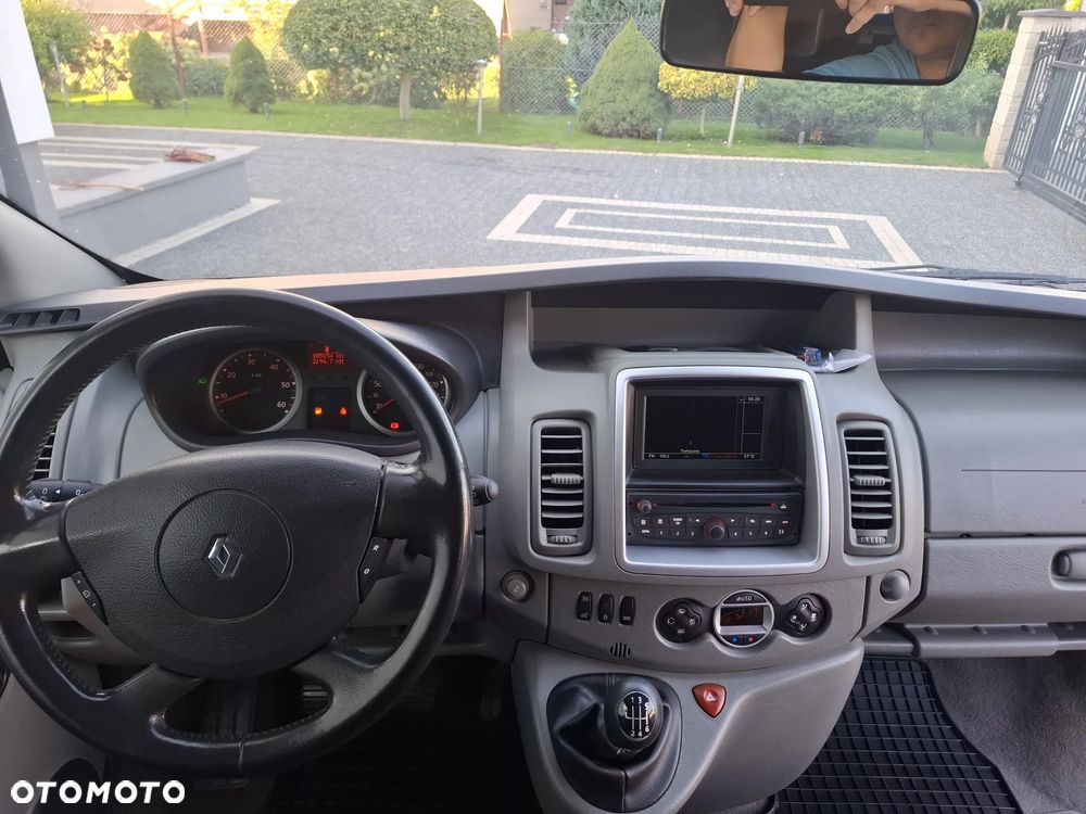 Renault Trafic Grand Passenger Pack Clim - 19