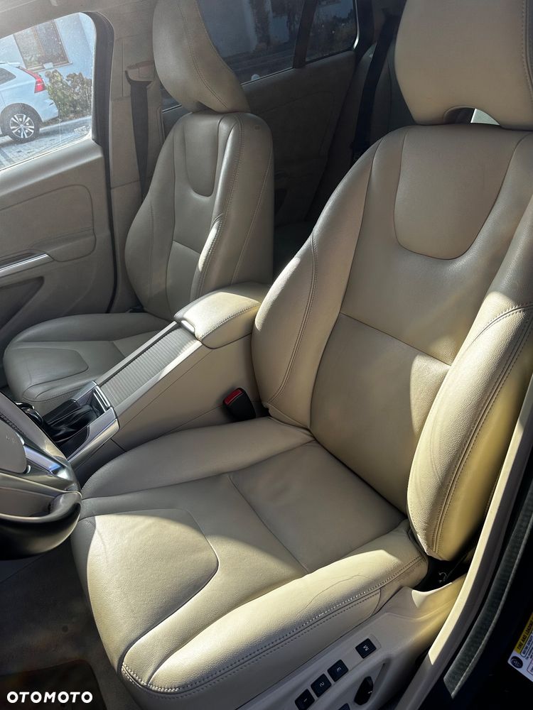 Volvo V60 T5 Drive-E Momentum - 15