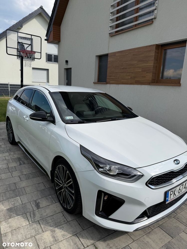 Kia ProCeed - 5