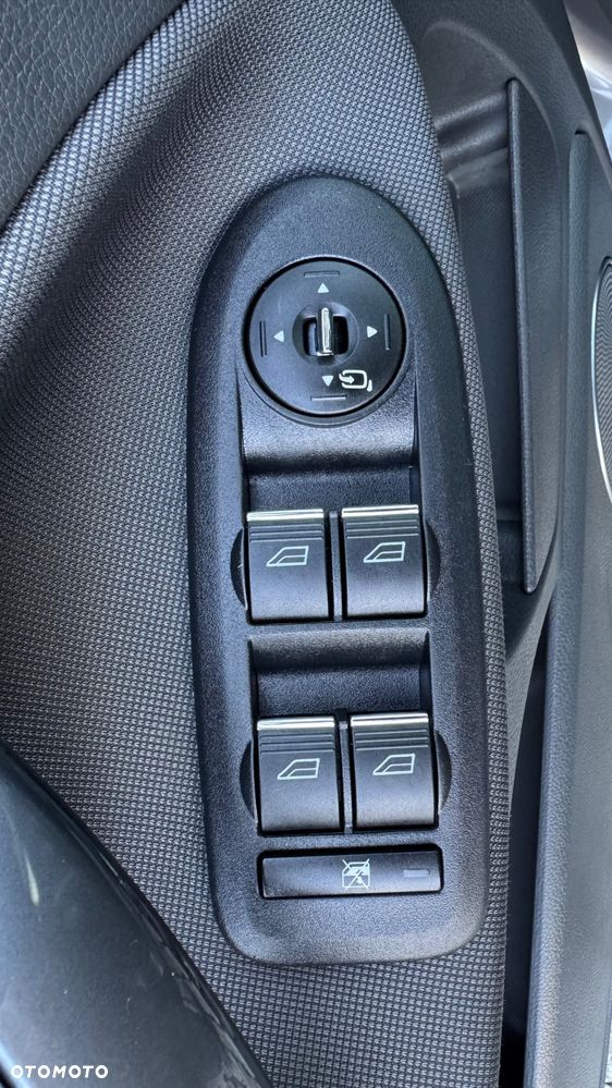 Ford Kuga 2.0 TDCi 4x4 Champions Edition - 20