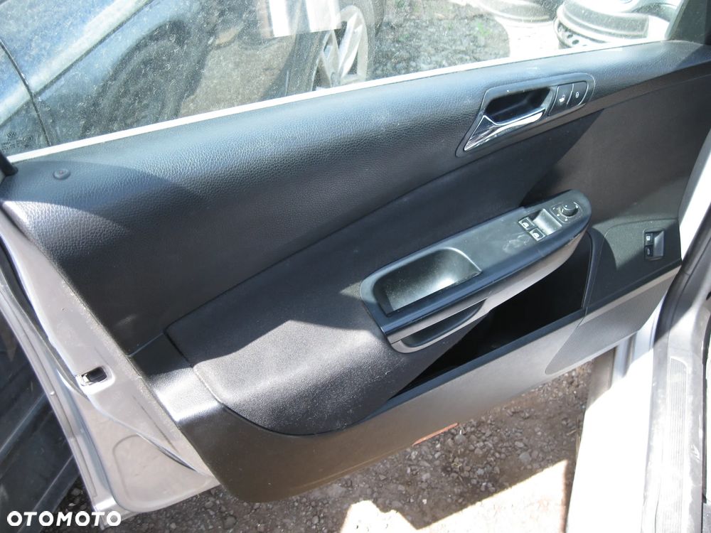 passat b6 boczek lewe drzwi - 1
