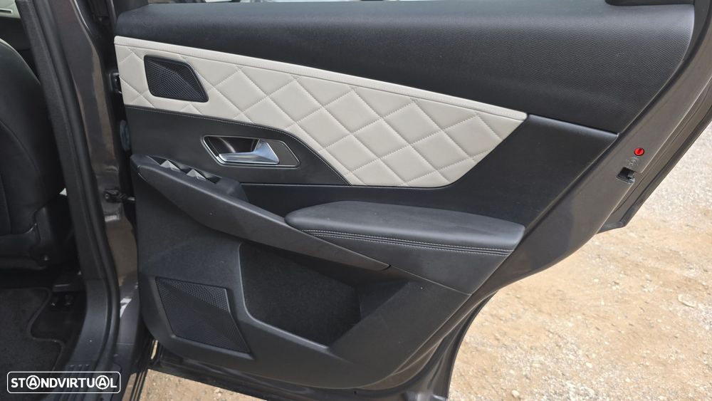 DS DS7 Crossback - 57