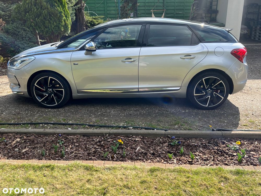 Citroën DS5 Hybrid4 Business Class - 6