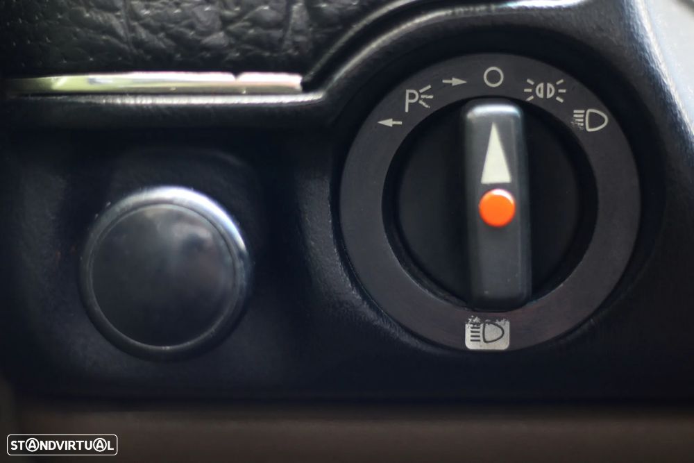 Mercedes-Benz W123 (1976-1986) 300 D - 57