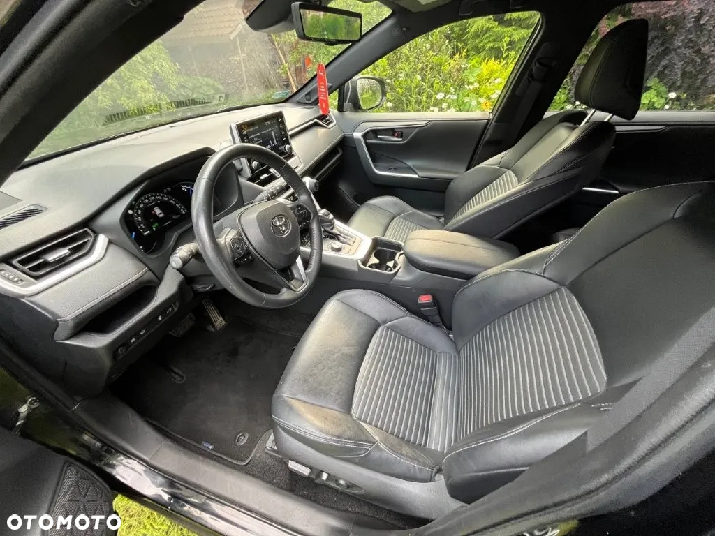Toyota RAV4 2.5 Hybrid Black Edition by JBL 4x4 - 27