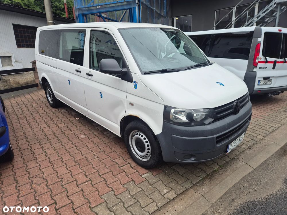 Volkswagen Caravelle L1 Comfortline - 2
