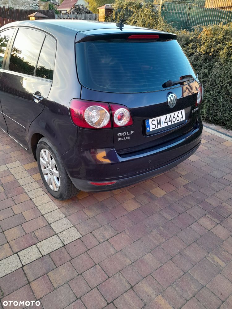 Volkswagen Golf Plus 2.0 FSI Comfortline - 18