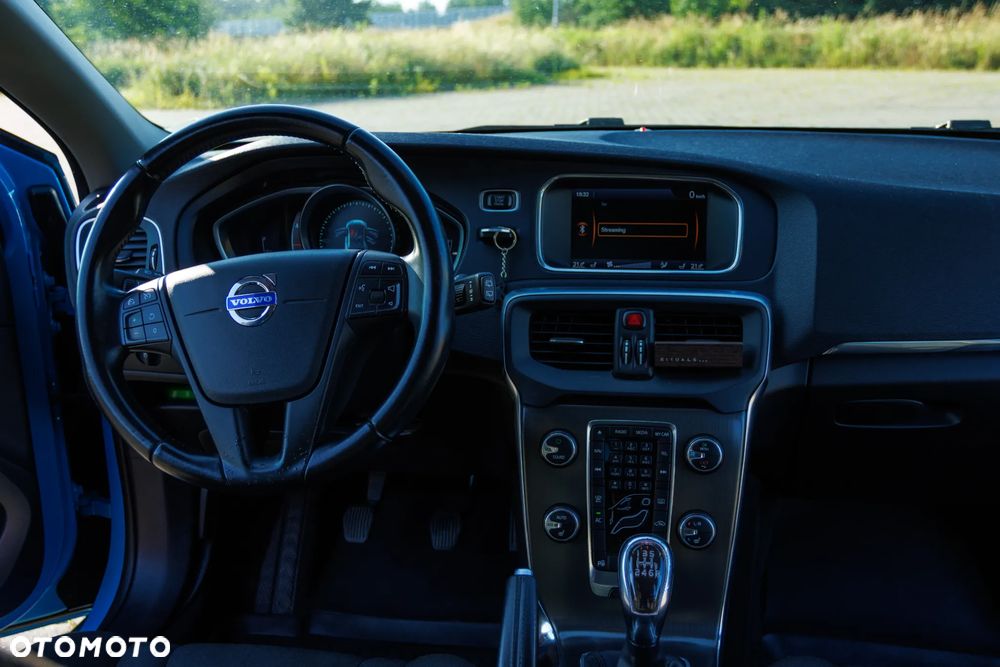 Volvo V40 D3 Kinetic - 10