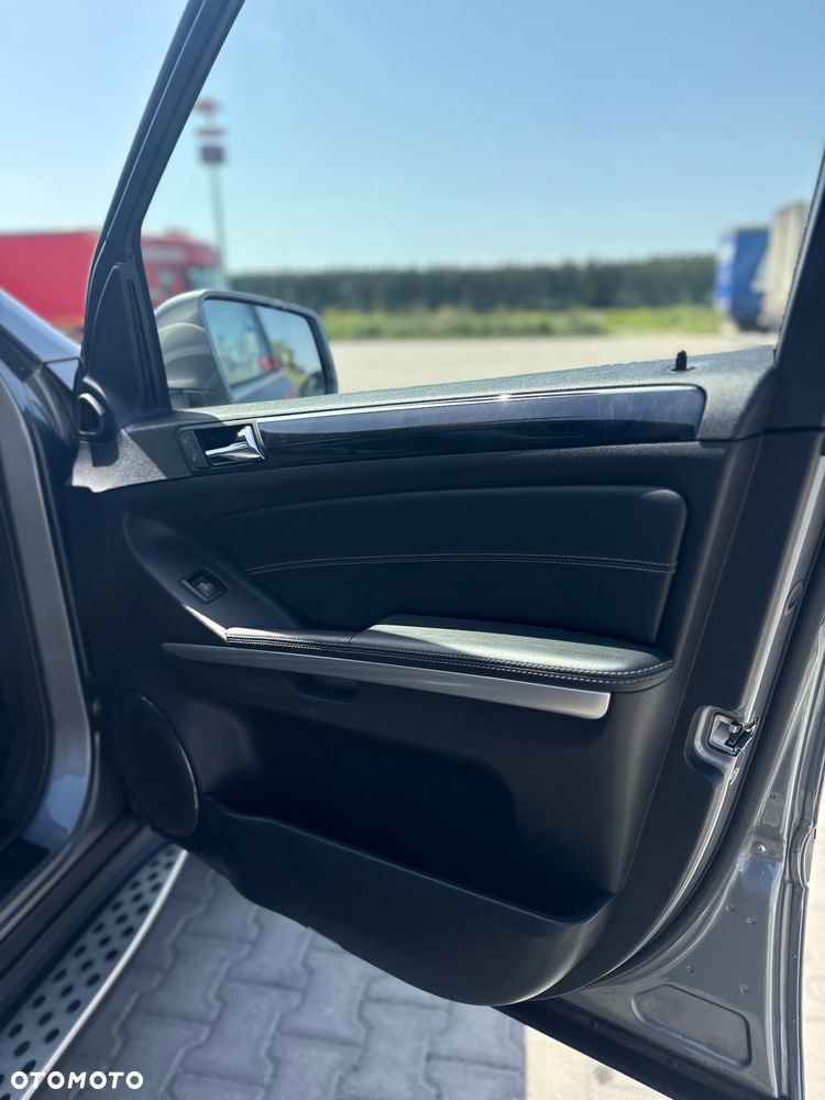Mercedes-Benz GL 350 CDI - 20
