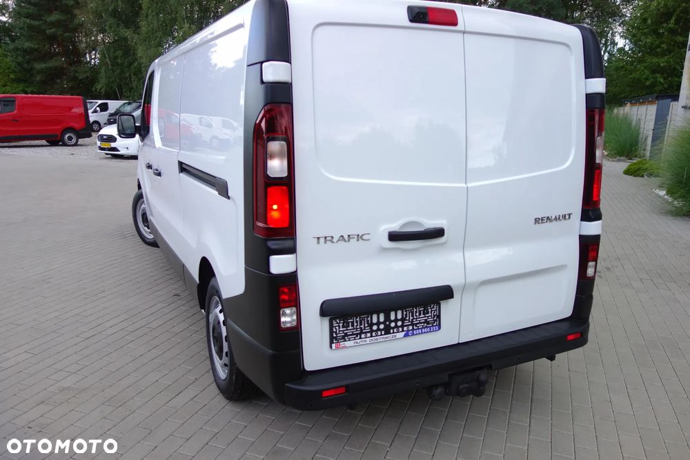 Renault Trafic Long  2.0 DCI 120 KM Klima Kamera Ledy 2 x Drzwi Boczne - 17