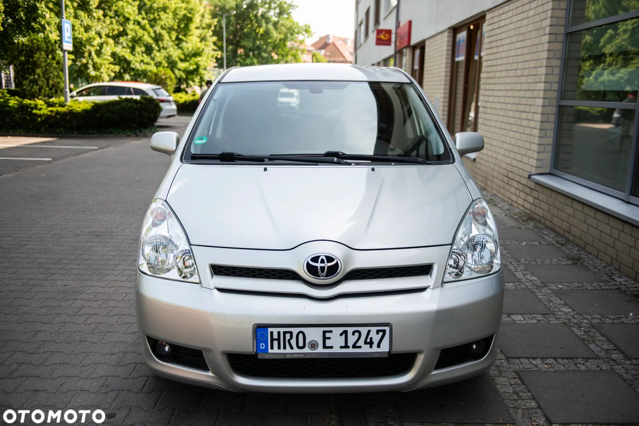 Toyota Corolla Verso 1.8 Premium - 1