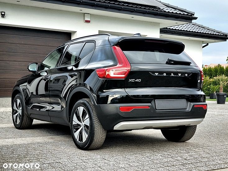 Volvo XC 40 D3 SCR Momentum Core - 9