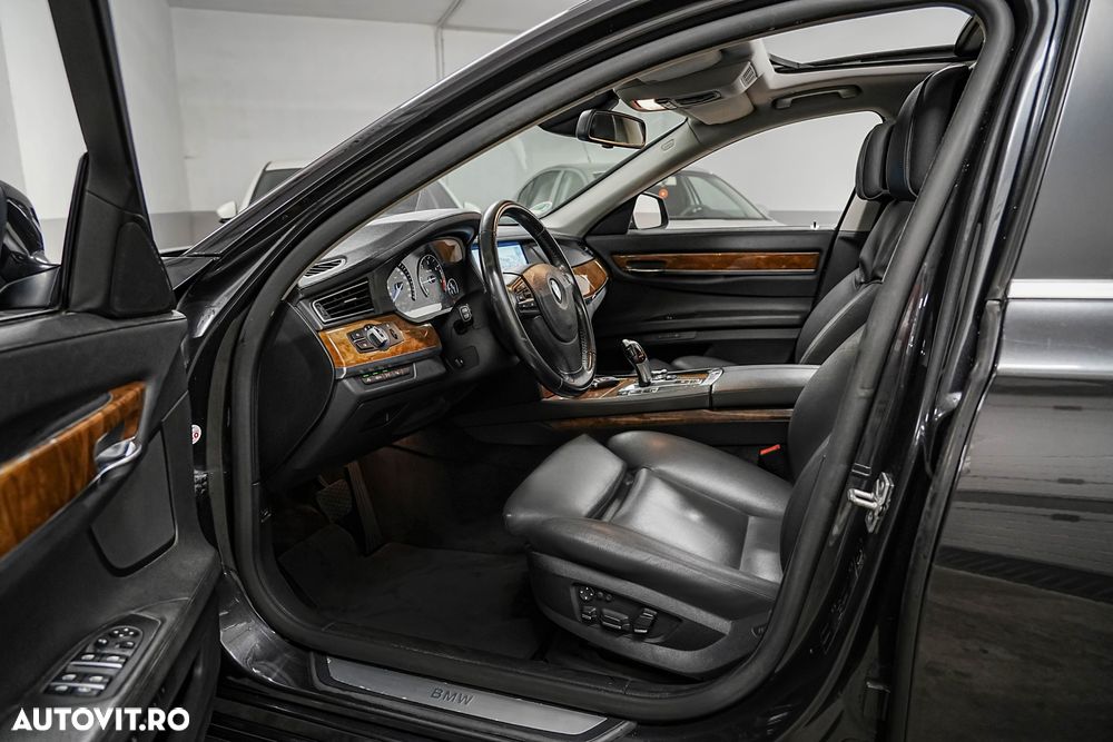 BMW Seria 7 - 19