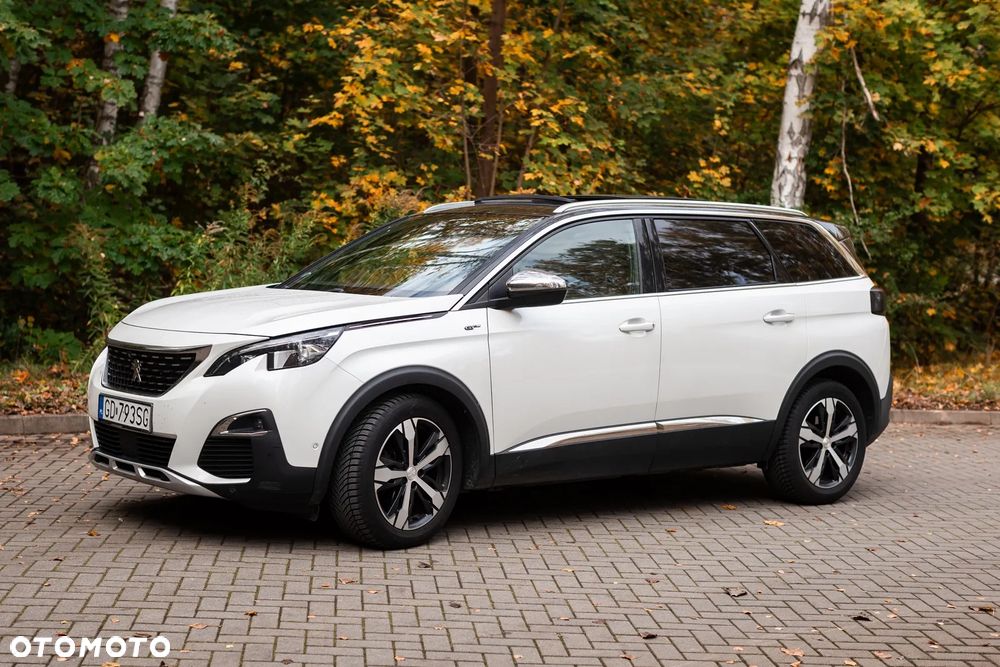 Peugeot 5008 2018 photo 2