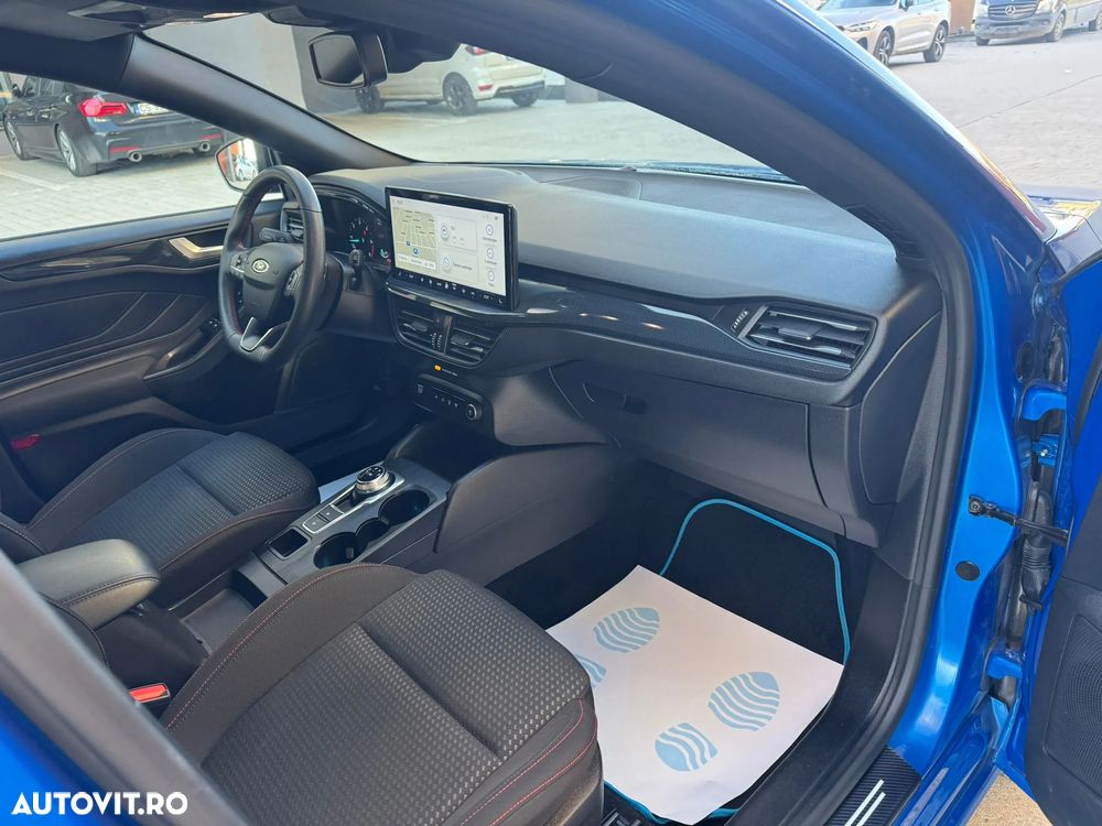 Ford Focus 1.5 EcoBlue Start-Stopp-System Aut. ST-LINE - 12