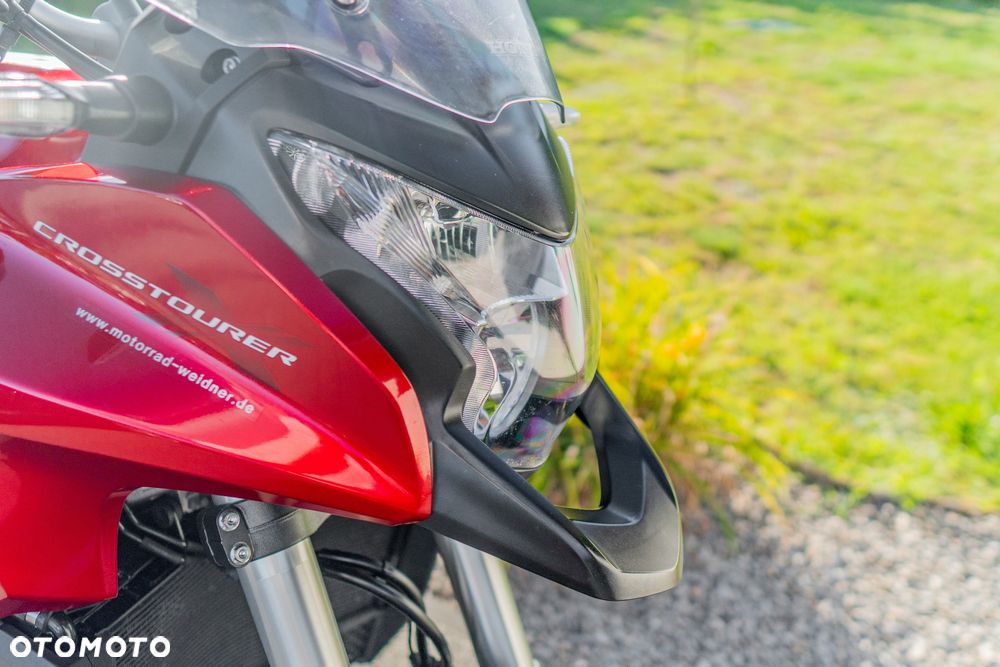 Honda VFR - 13