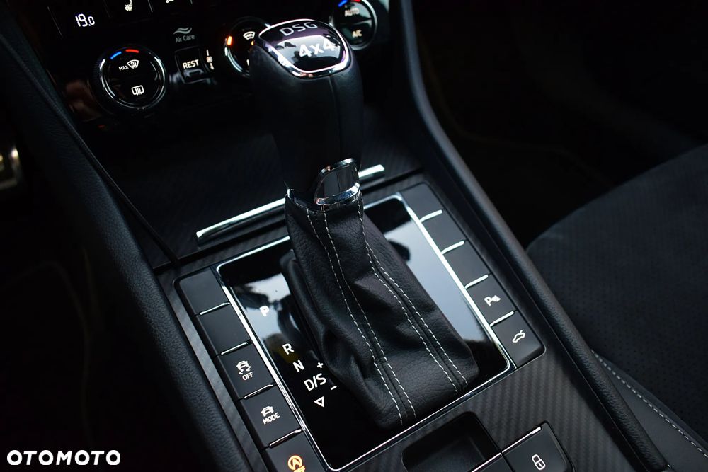 Skoda Superb 2.0 TSI 4x4 Sportline DSG - 15