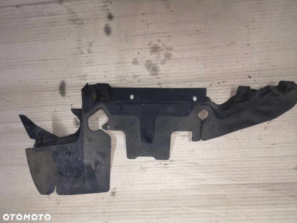 KIEROWNICA POWIETRZA LEWA AUDI A6 C6 4F0121283 - 2