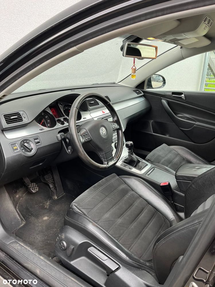 Volkswagen Passat 1.8 TSI Highline - 5