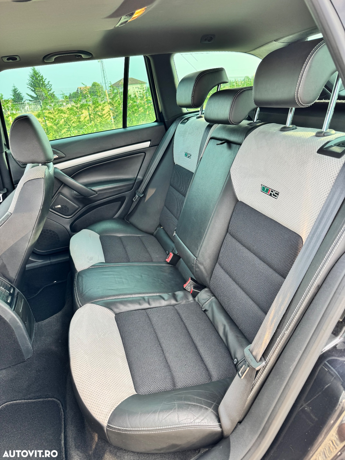 Skoda Octavia Combi 2.0 TDI DPF DSG RS - 12