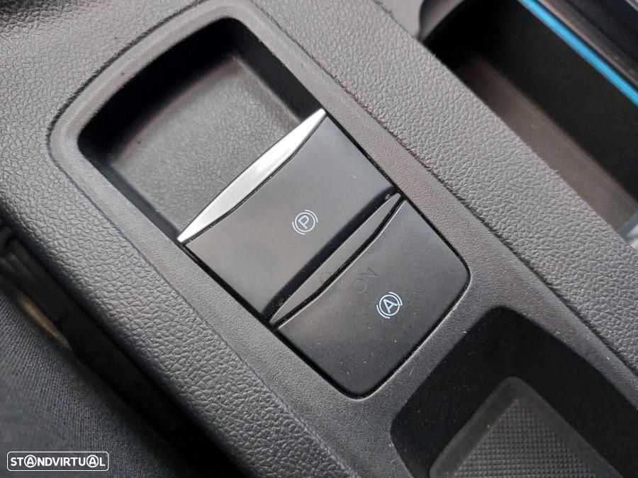 Ford Focus SW 1.0 EcoBoost Business - 34