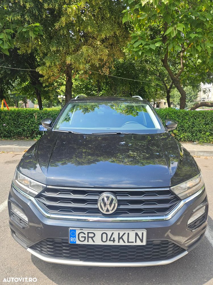 Volkswagen T-Roc - 8