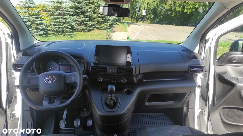 Toyota Proace City Verso Long 1.2 D-4T Business - 11