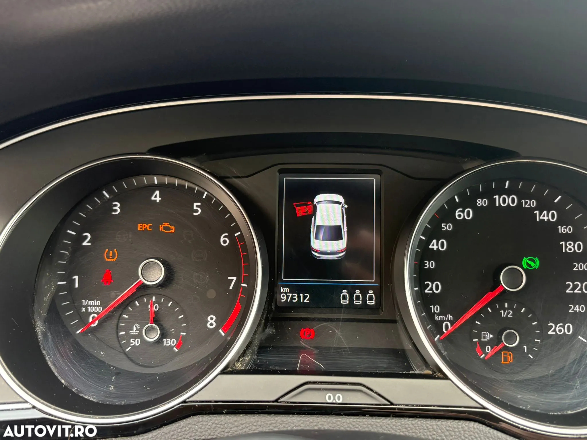 Volkswagen Passat 1.5 TSI ACT DSG Trendline - 6