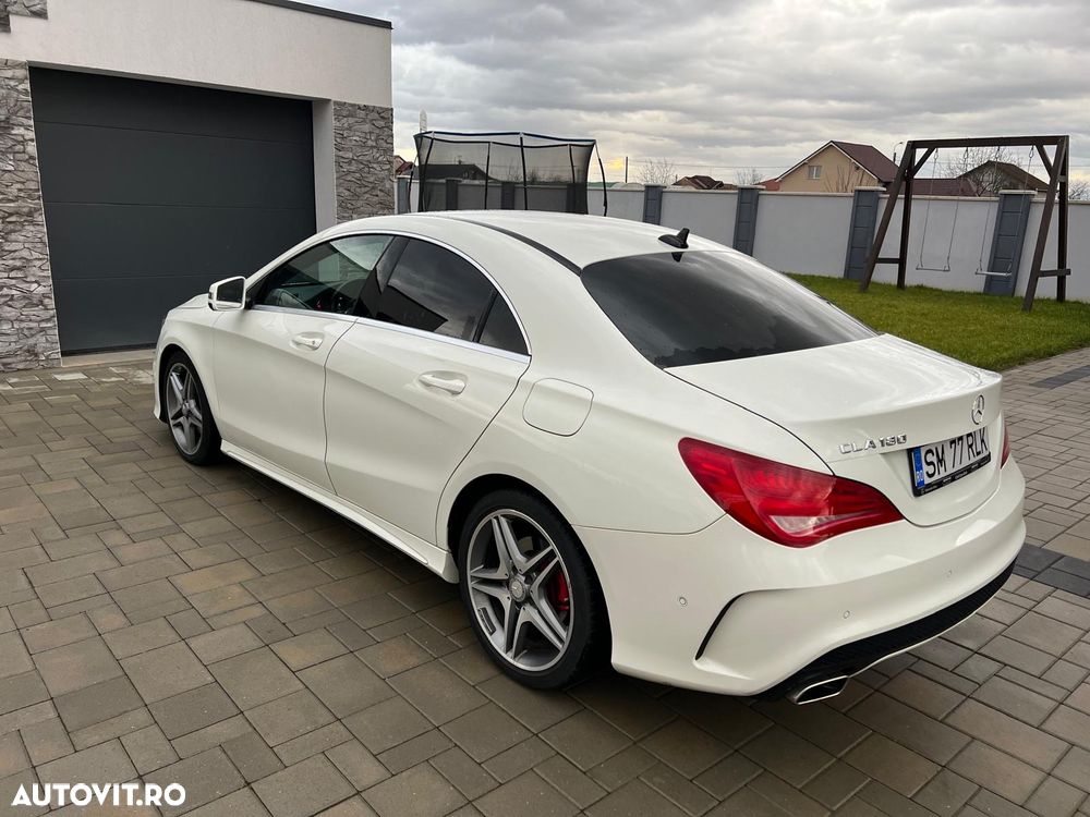 Mercedes-Benz CLA - 12