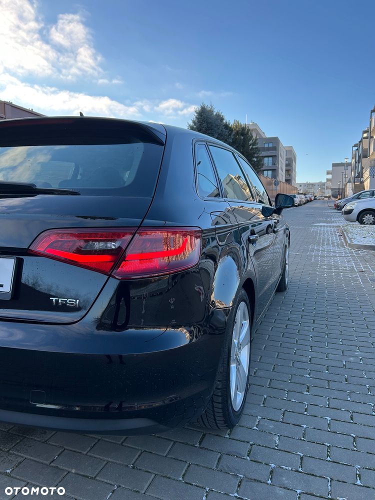 Audi A3 Sportback 1.8 TFSI S line Sportpaket - 11