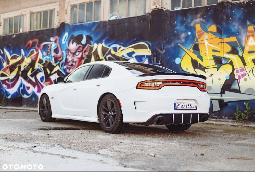 Dodge Charger 6.4 Scat Pack - 10